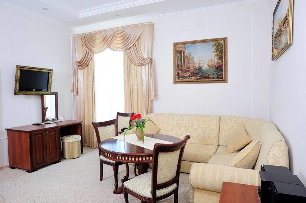 Villa Venezia Odessa Luaran gambar