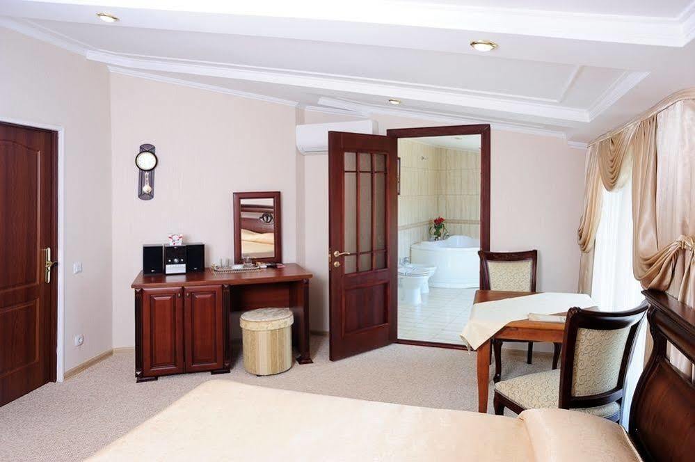 Villa Venezia Odessa Luaran gambar
