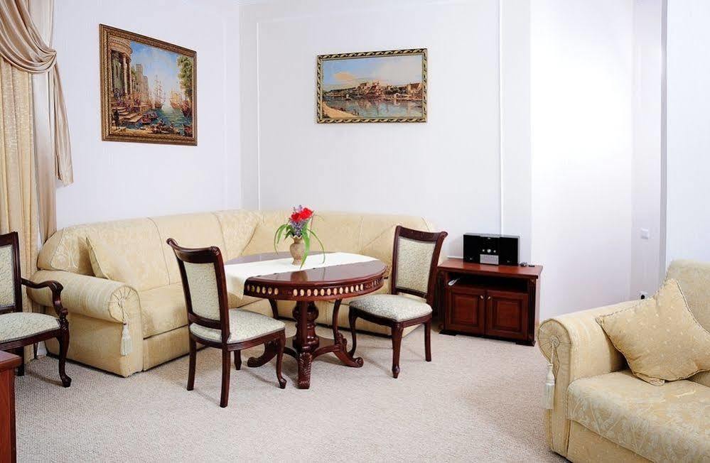 Villa Venezia Odessa Luaran gambar